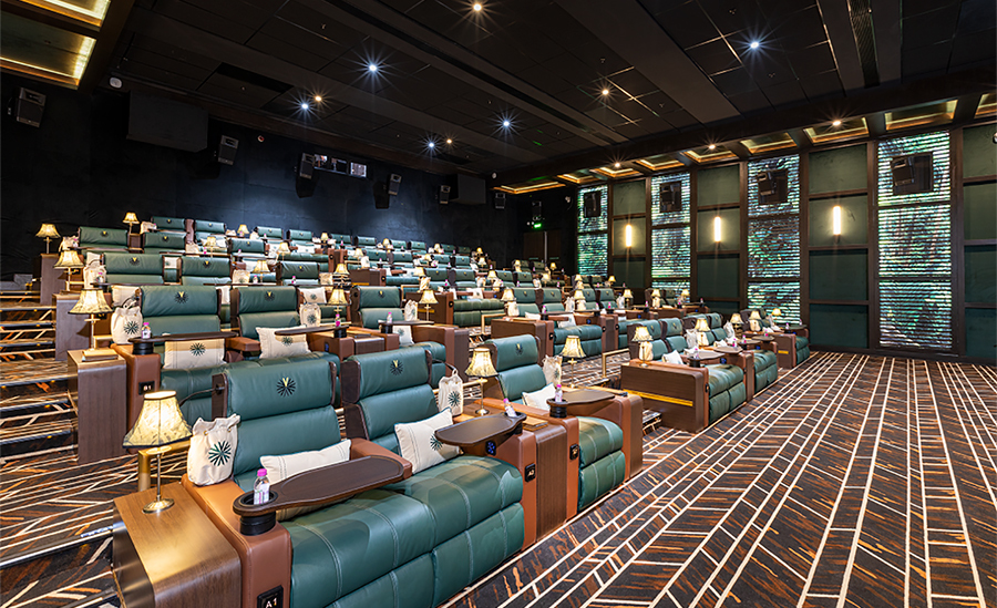 Director’s CUT CINEMA PVR Ambience Mall | New Delhi